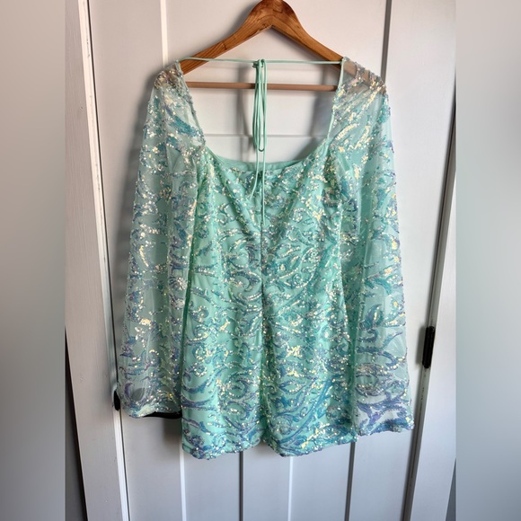 Lucy In The Sky Elly Flare Sleeve Sequin Homecoming Dress in Turquoise L - Picture 6 of 11